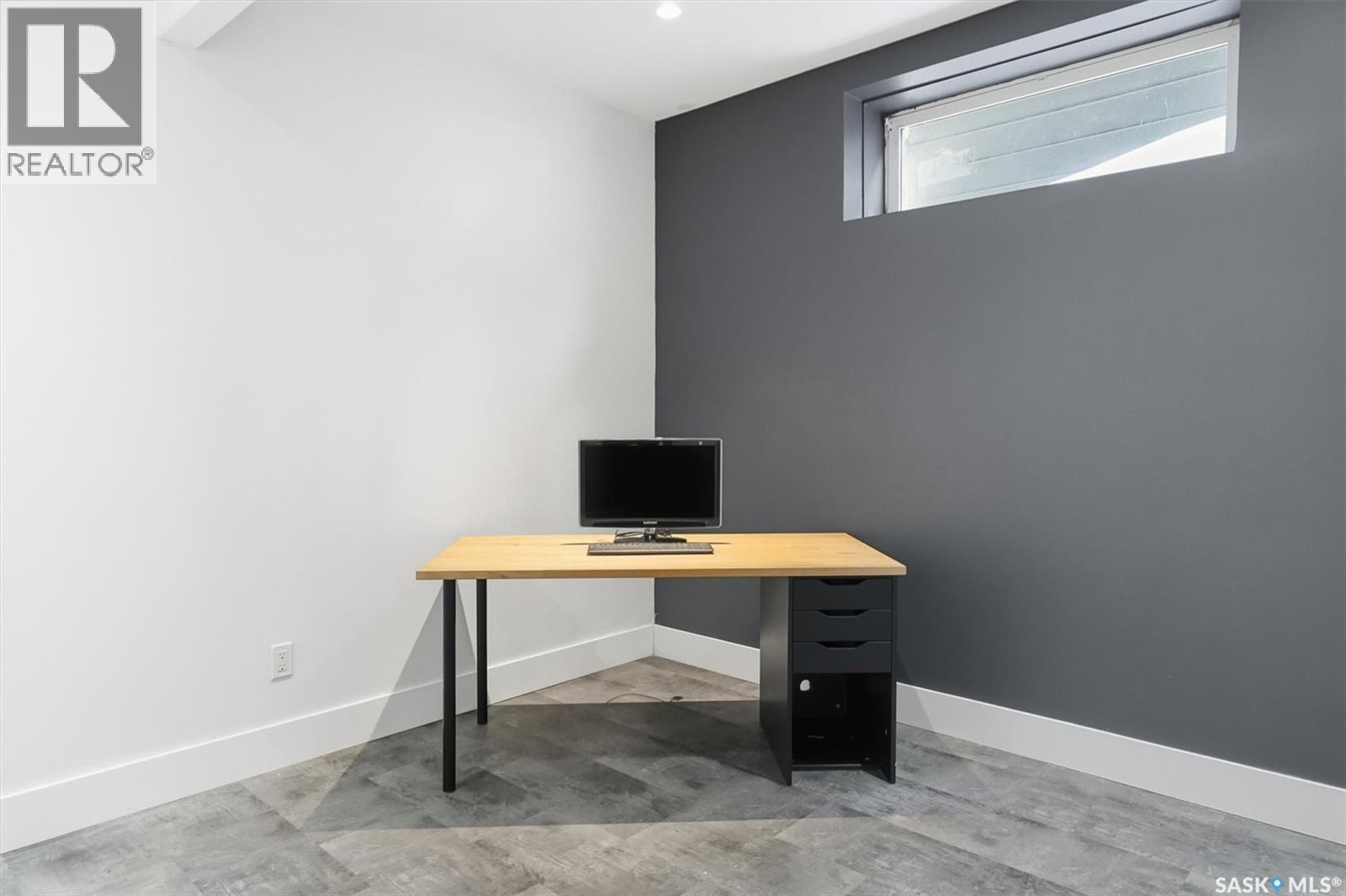 343 Mahabir Court, Saskatoon, SK - Indoor Photo Showing Office