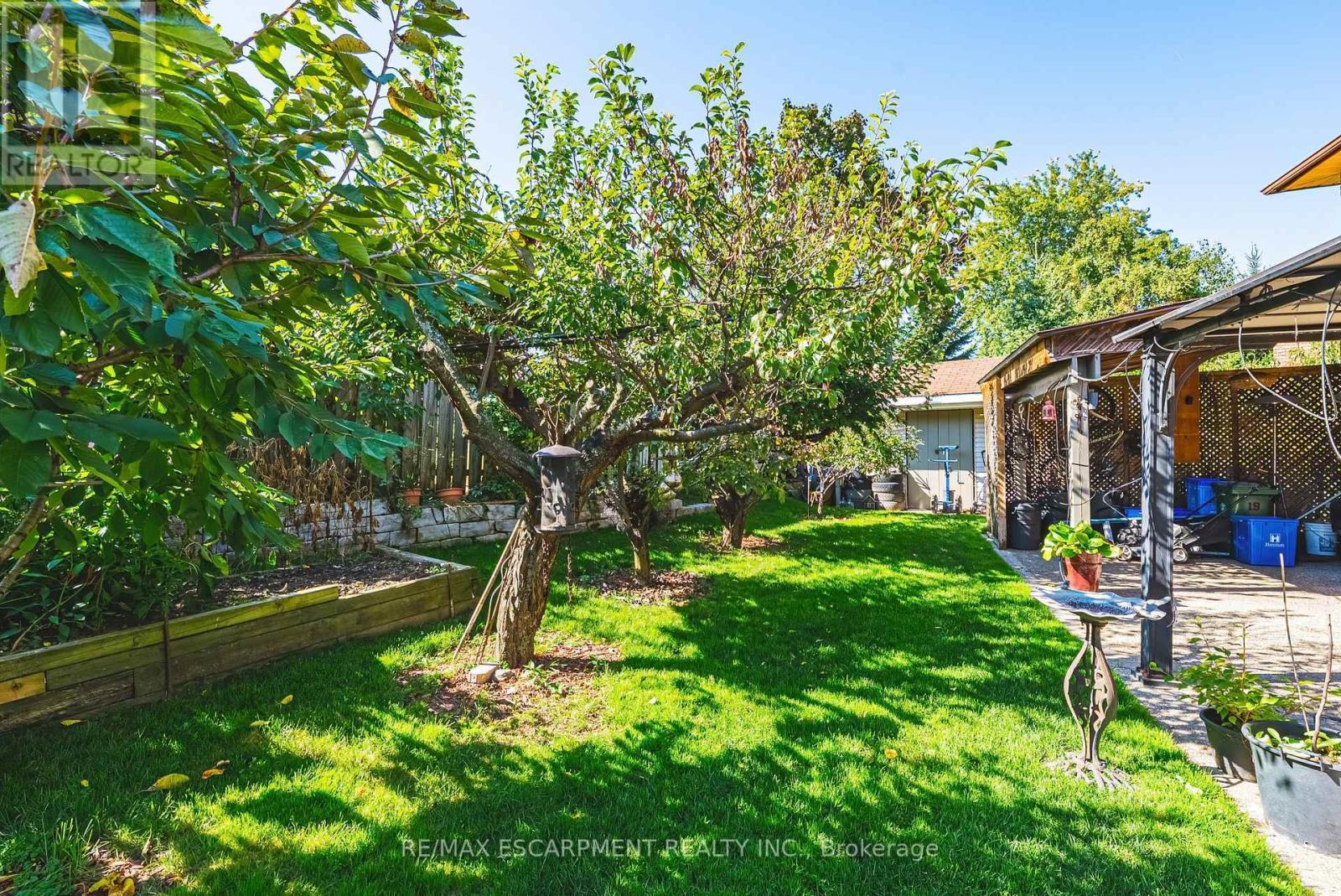 19 Glenhaven Court, Hamilton, ON - Outdoor