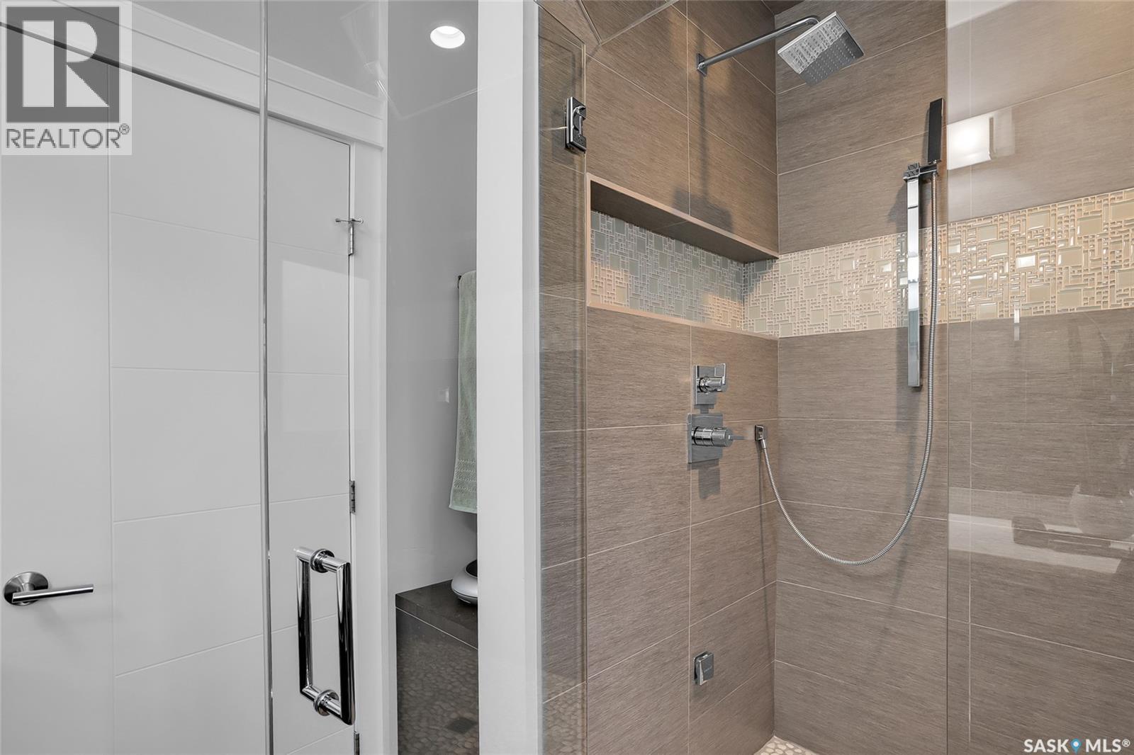 507 Kloppenburg Crescent, Saskatoon, SK - Indoor Photo Showing Bathroom