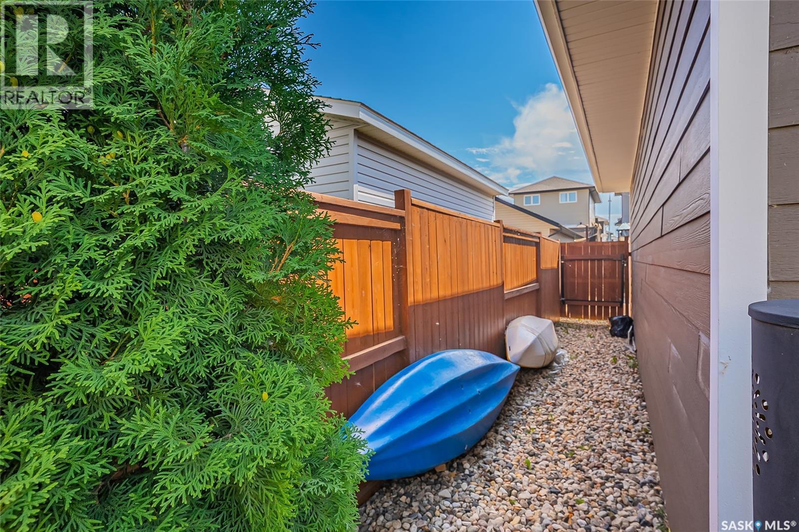 507 Kloppenburg Crescent, Saskatoon, SK - Outdoor