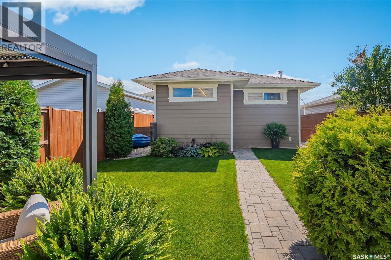 507 Kloppenburg Crescent, Saskatoon, SK - Outdoor