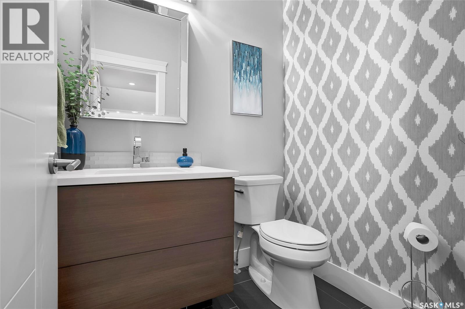 507 Kloppenburg Crescent, Saskatoon, SK - Indoor Photo Showing Bathroom