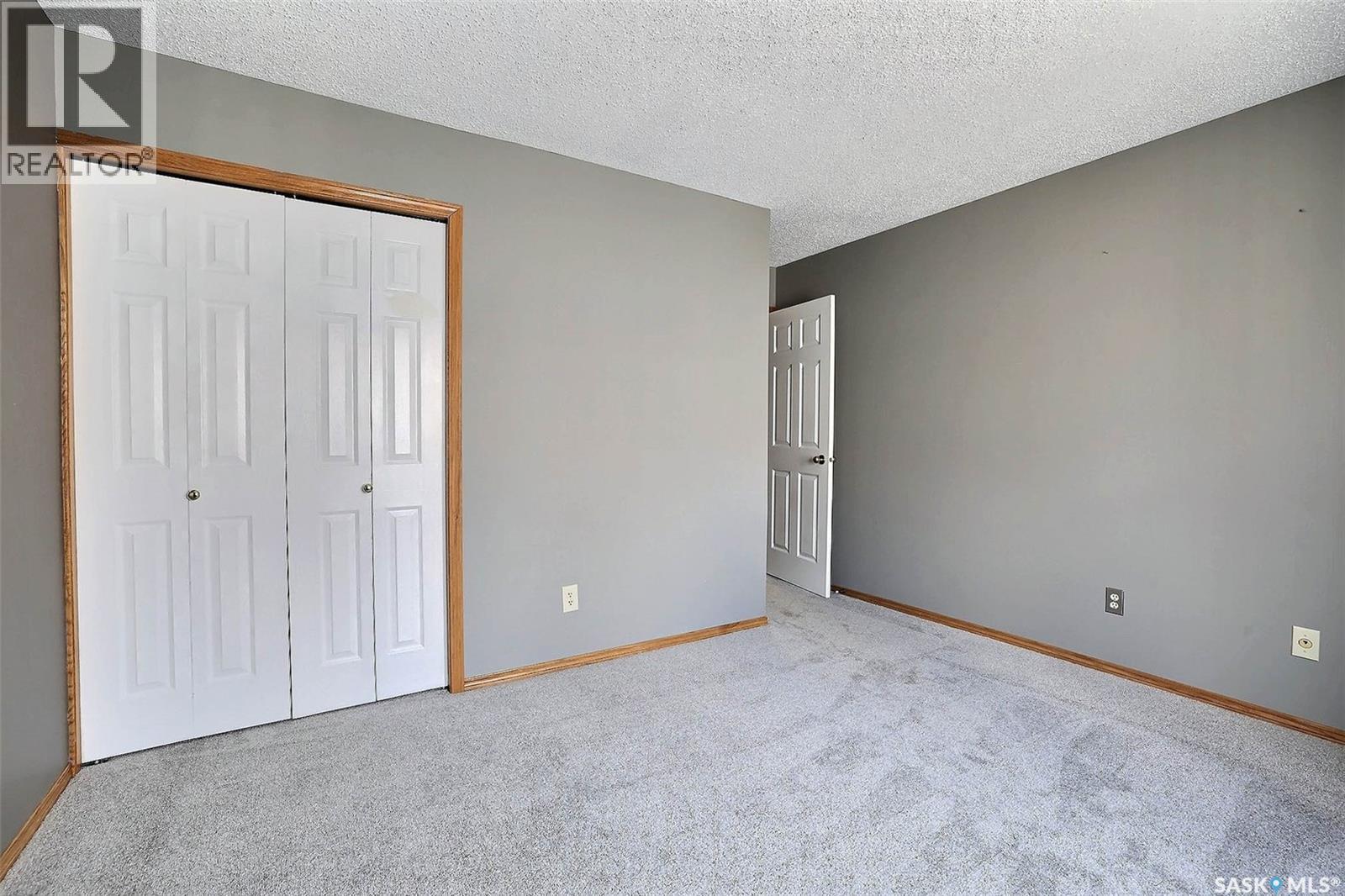 25 2338 Assiniboine Avenue E, Regina, SK - Indoor Photo Showing Other Room