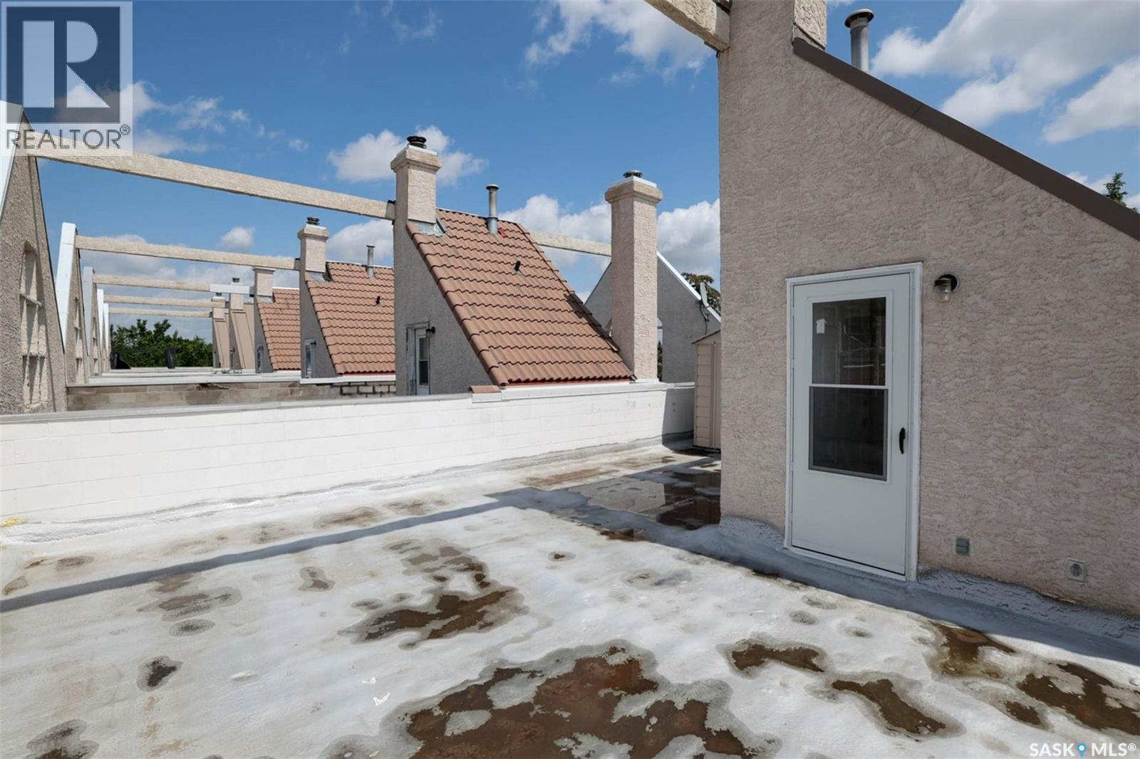 25 2338 Assiniboine Avenue E, Regina, SK - Outdoor