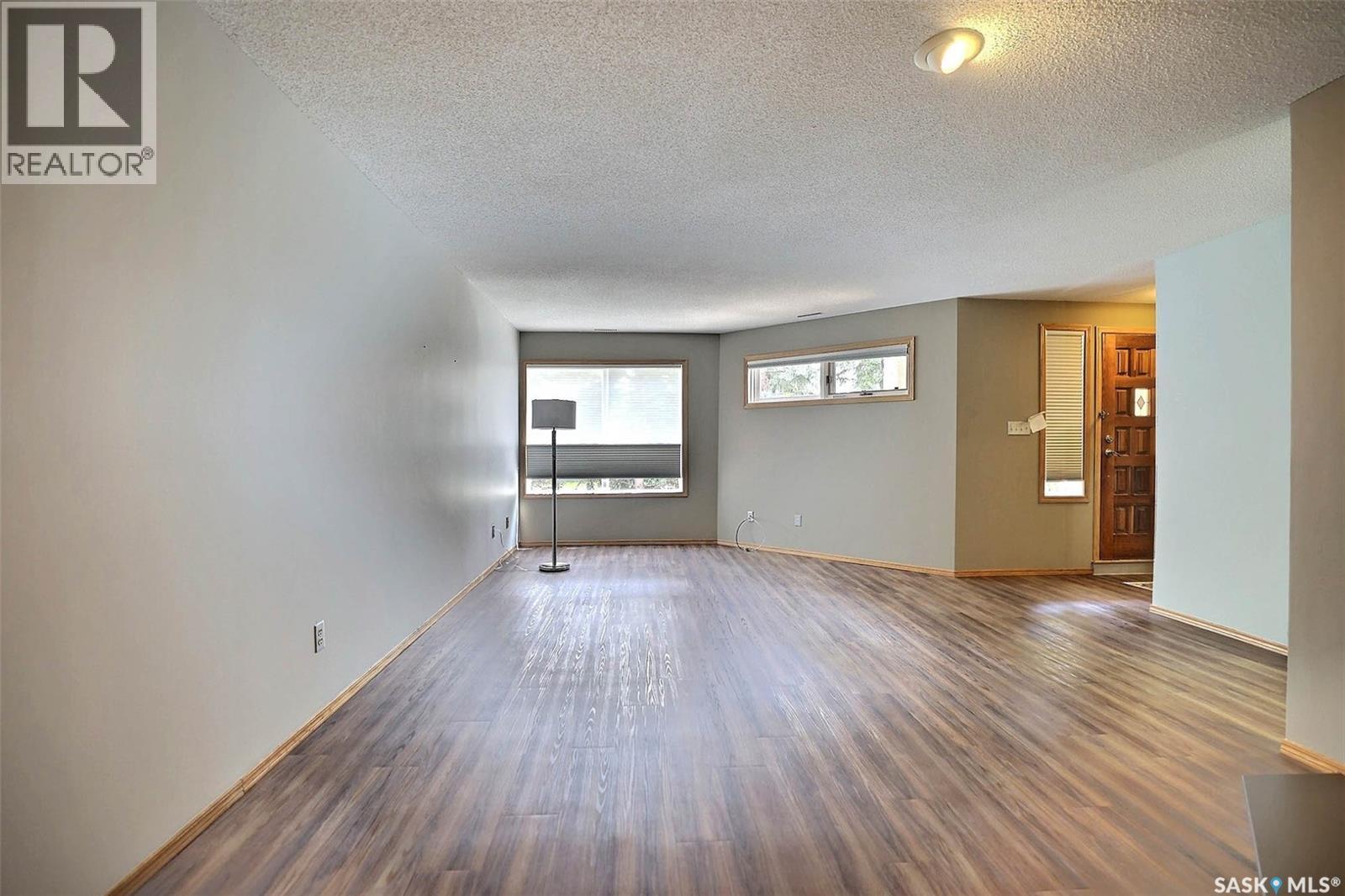 25 2338 Assiniboine Avenue E, Regina, SK - Indoor Photo Showing Other Room