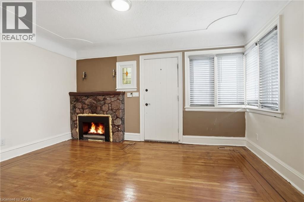41 Paradise Road S, Hamilton, ON - Indoor With Fireplace