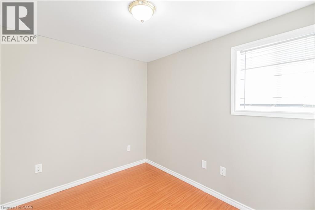 100 Burlington Street E, Hamilton, ON - Indoor Photo Showing Other Room