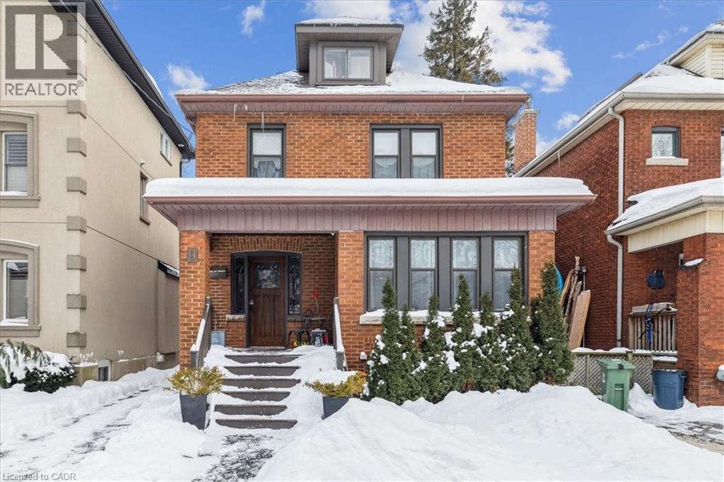 9 Barclay Street, Hamilton, ON - Outdoor With Facade