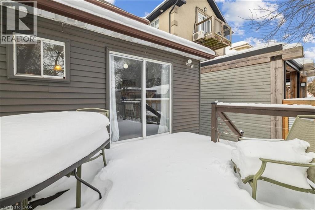 9 Barclay Street, Hamilton, ON - Outdoor With Exterior