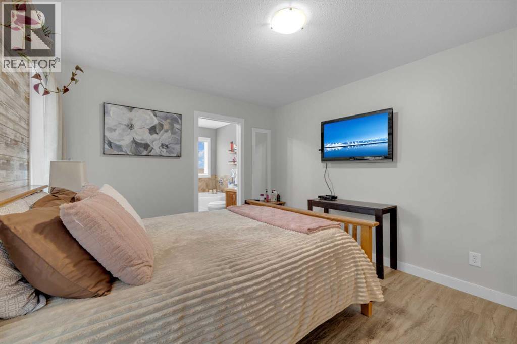 156 Wiley Crescent, Red Deer, AB - Indoor Photo Showing Bedroom