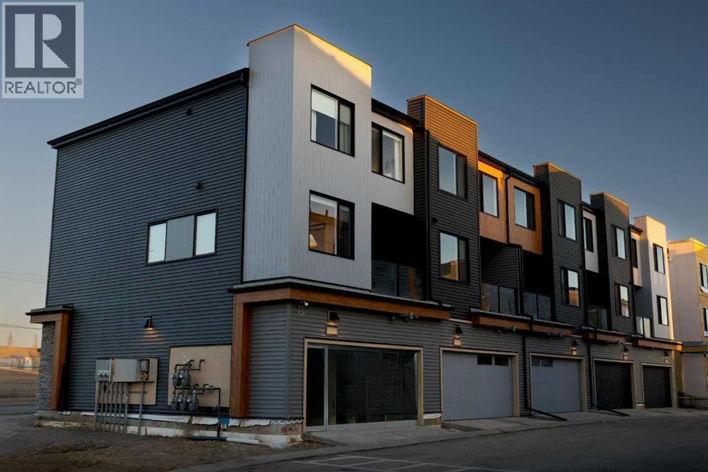209, 81 Midtown Boulevard Sw, Airdrie, AB - Outdoor With Exterior
