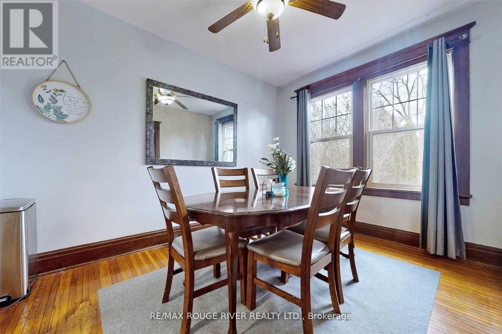 36 John Street, Cambridge, ON - Indoor Photo Showing Dining Room