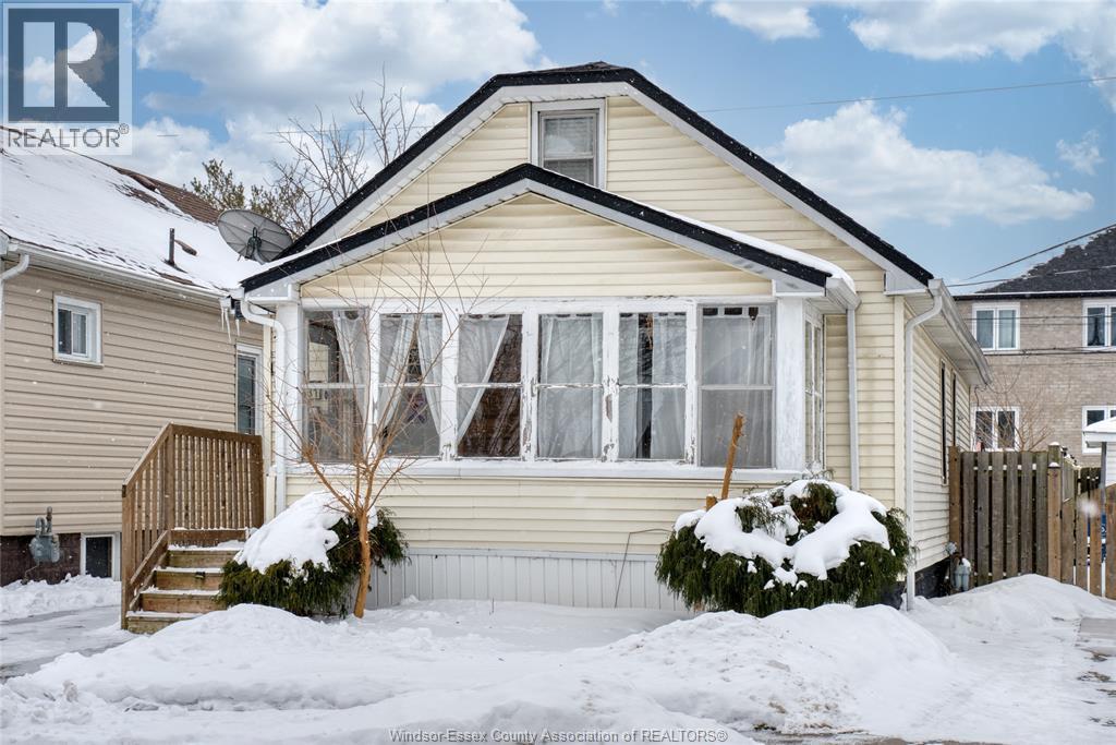 1581 Cadillac Street, Windsor, ON - Outdoor