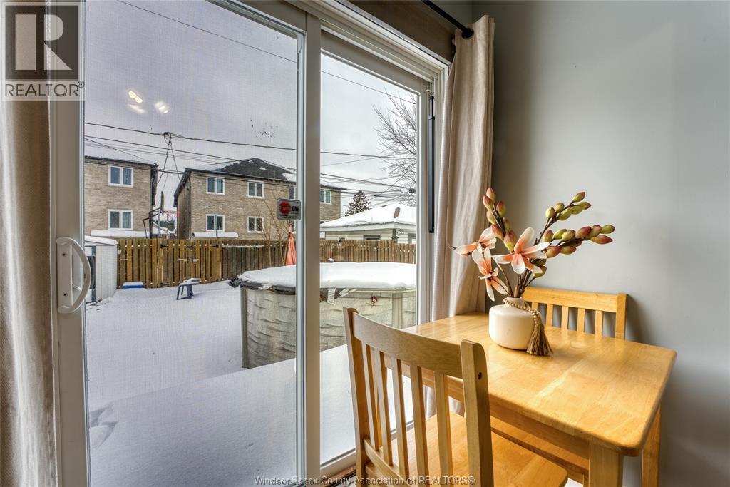 1581 Cadillac Street, Windsor, ON - Indoor Photo Showing Other Room