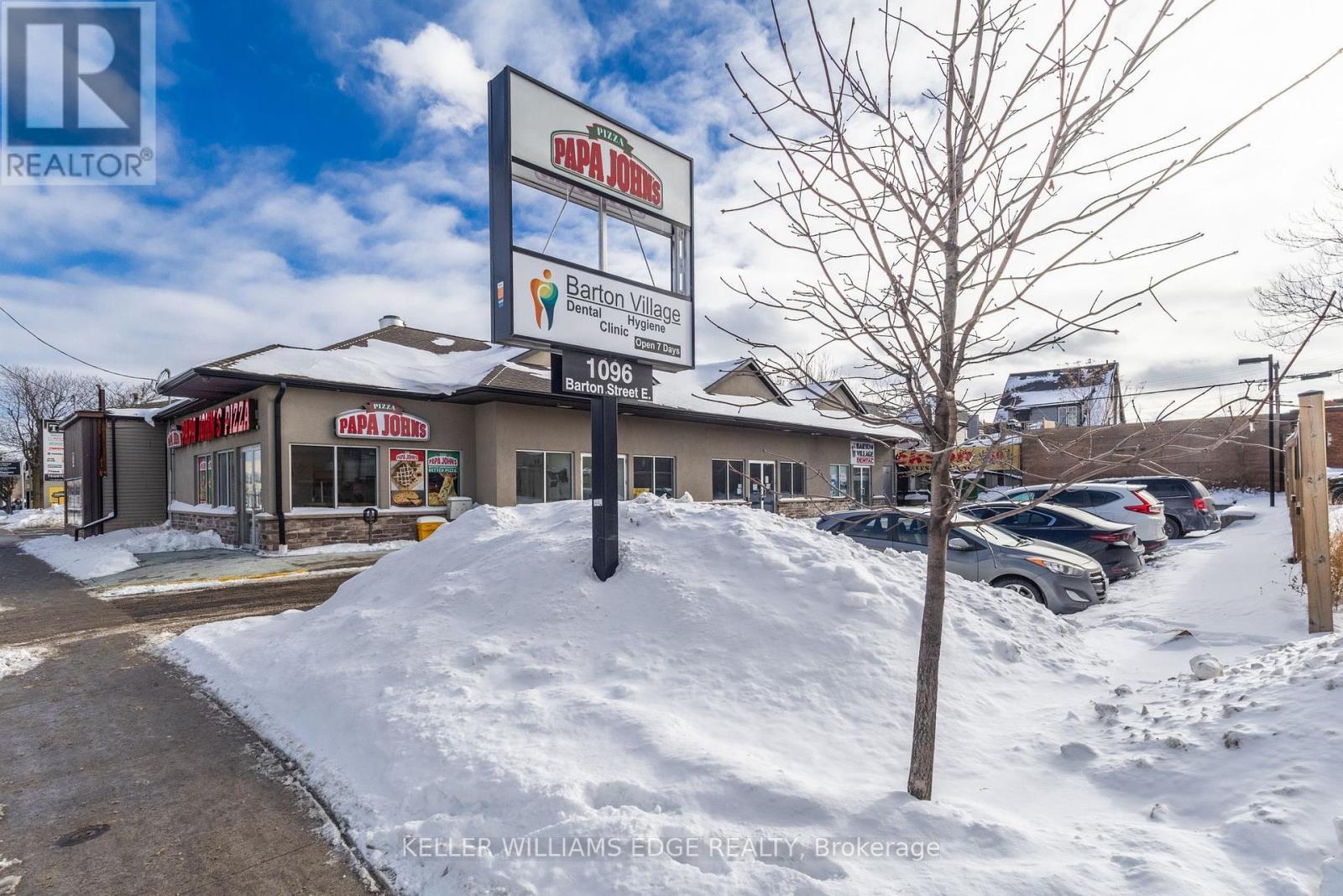 1096 Barton Street E, Hamilton, ON