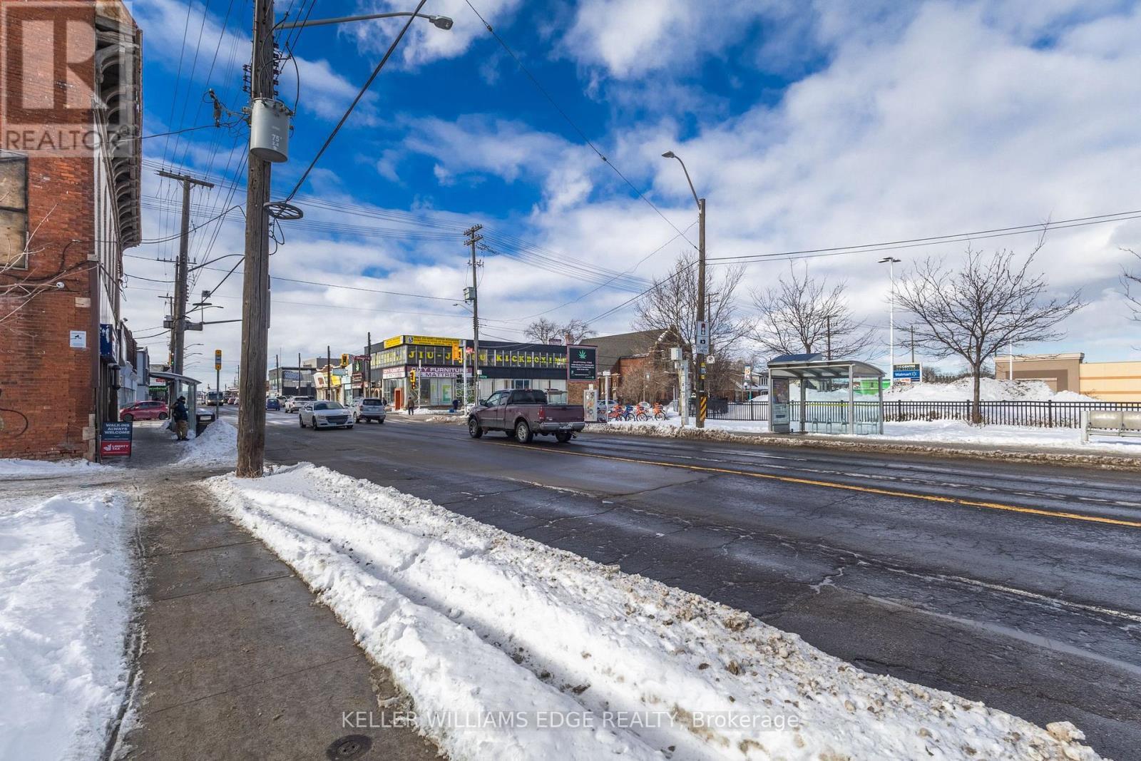 1096 Barton Street E, Hamilton, ON