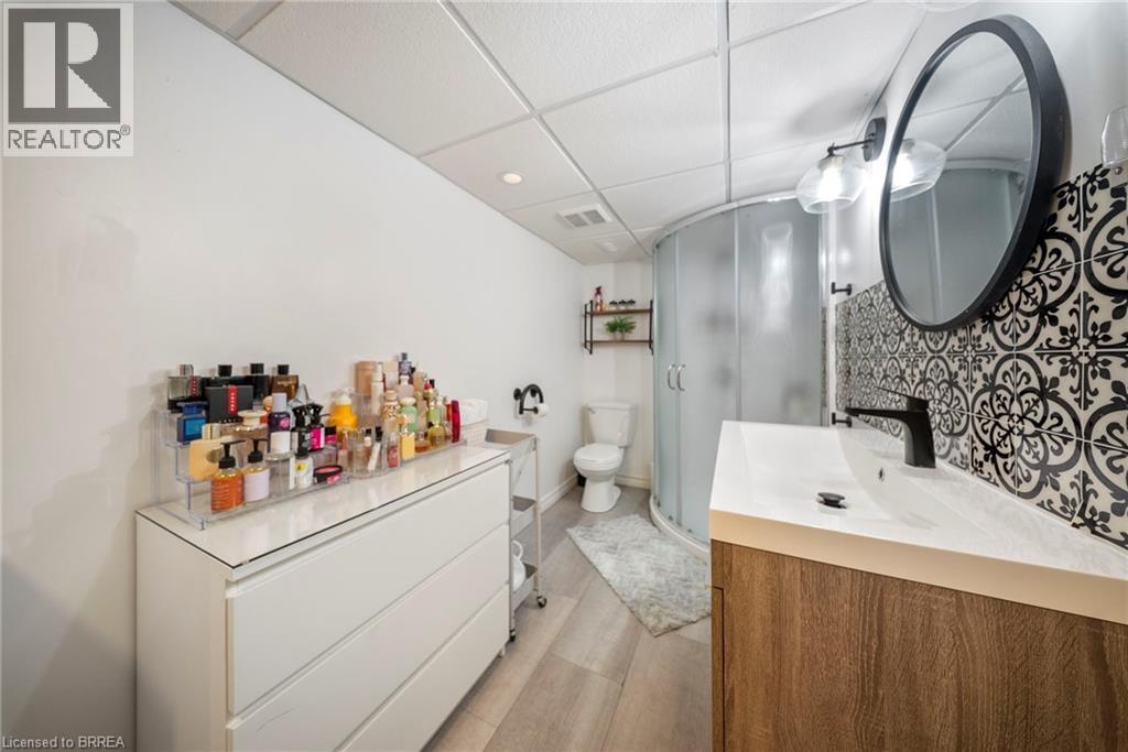 20 Bramble Crescent, Townsend, ON - Indoor Photo Showing Bathroom