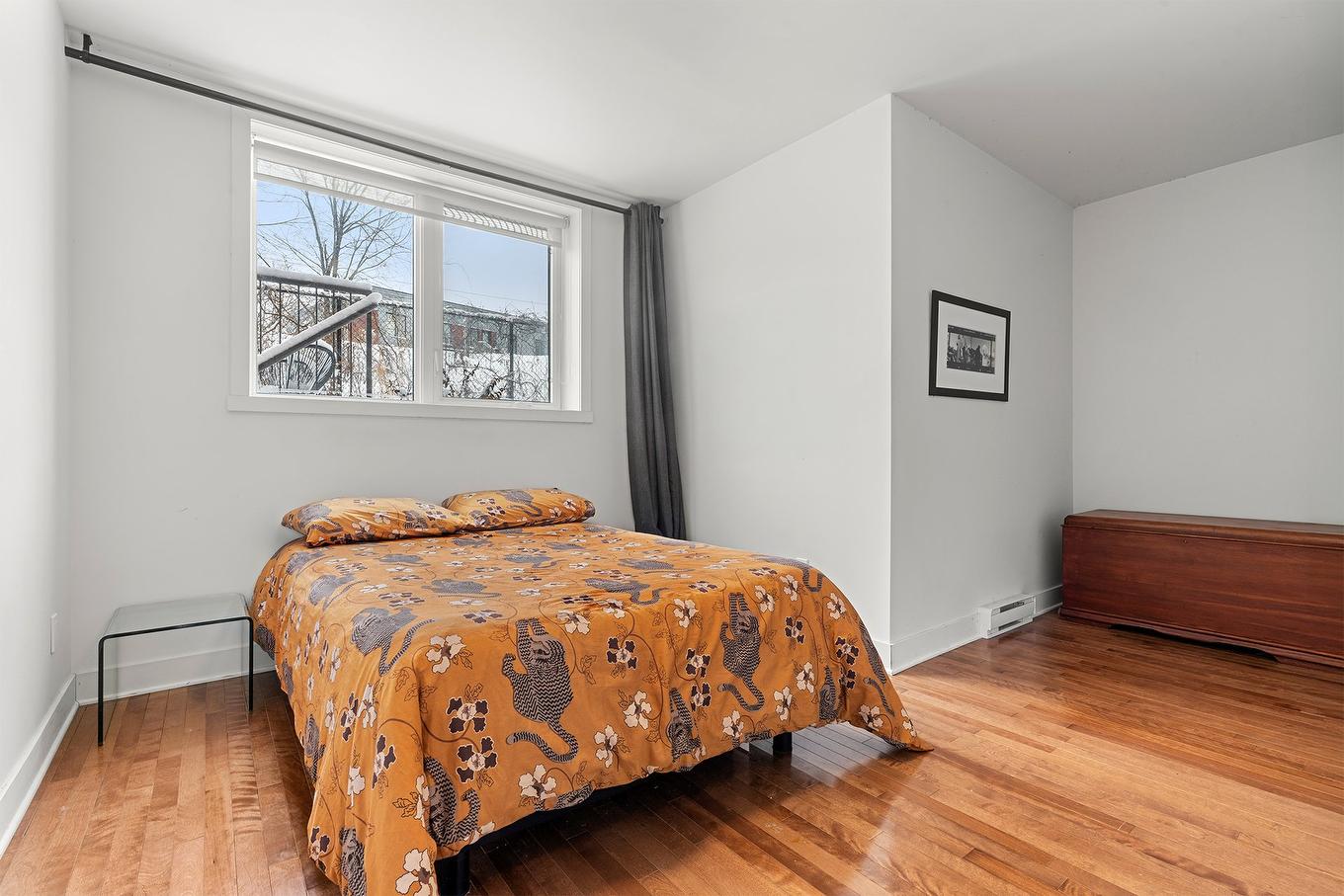 Chambre à coucher principale - 100-2344 Rue Mullins, Montréal (Le Sud-Ouest), QC - Indoor Photo Showing Bedroom