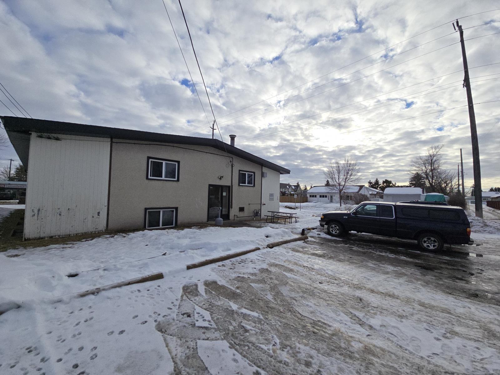 13204 132 Street, Edmonton, AB - Outdoor