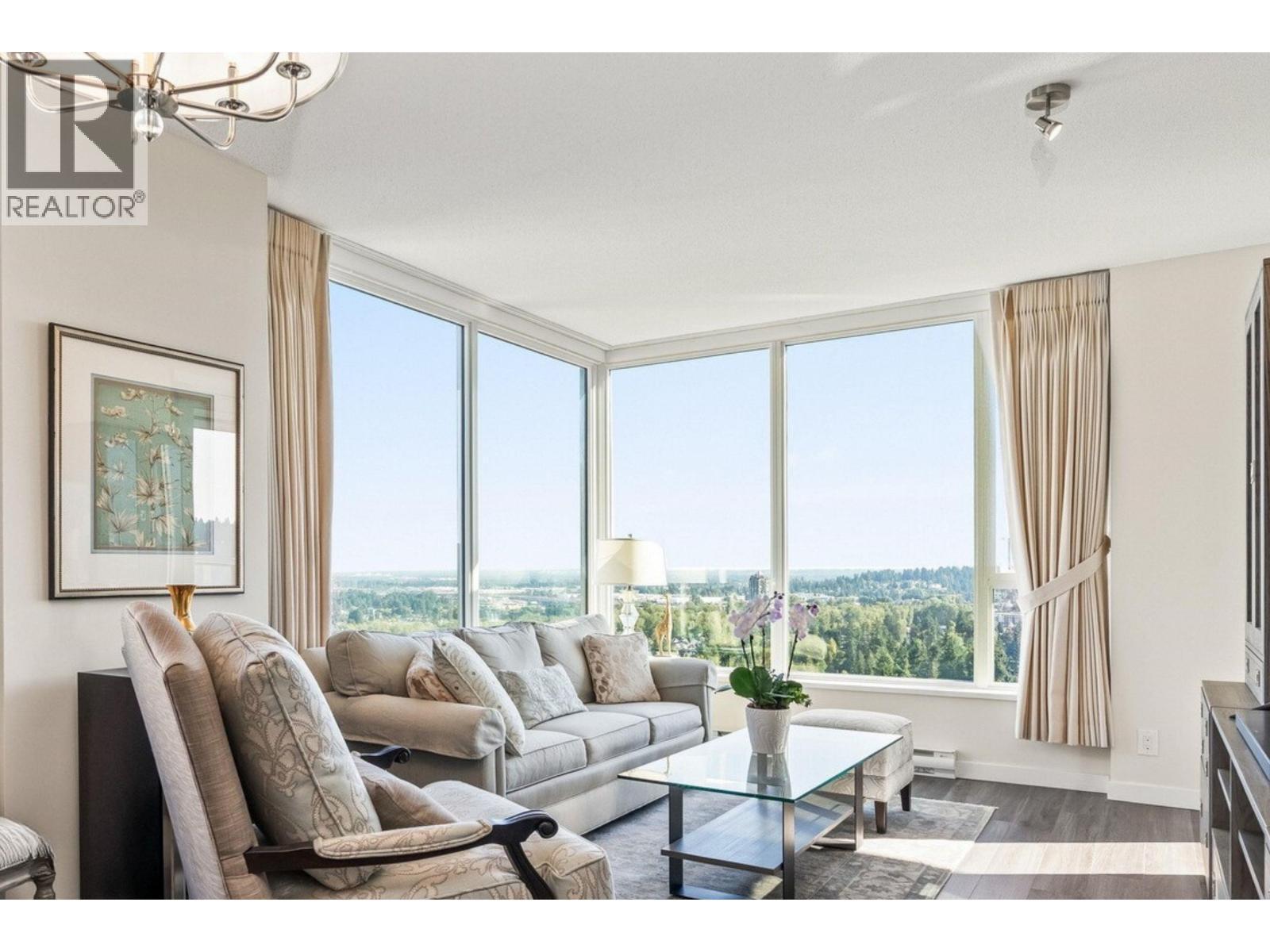 3100 Windsor Gate, Coquitlam, BC - Indoor Photo Showing Living Room