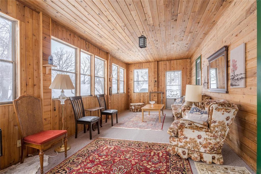 135 Third Avenue, Letellier, MB - Indoor