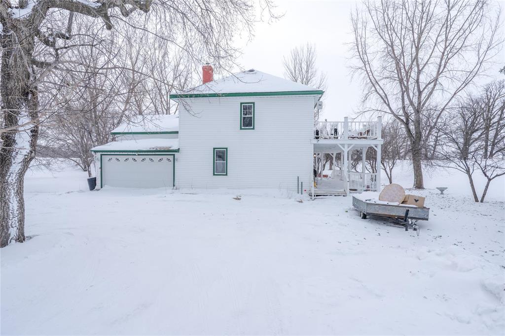 135 Third Avenue, Letellier, MB - Outdoor