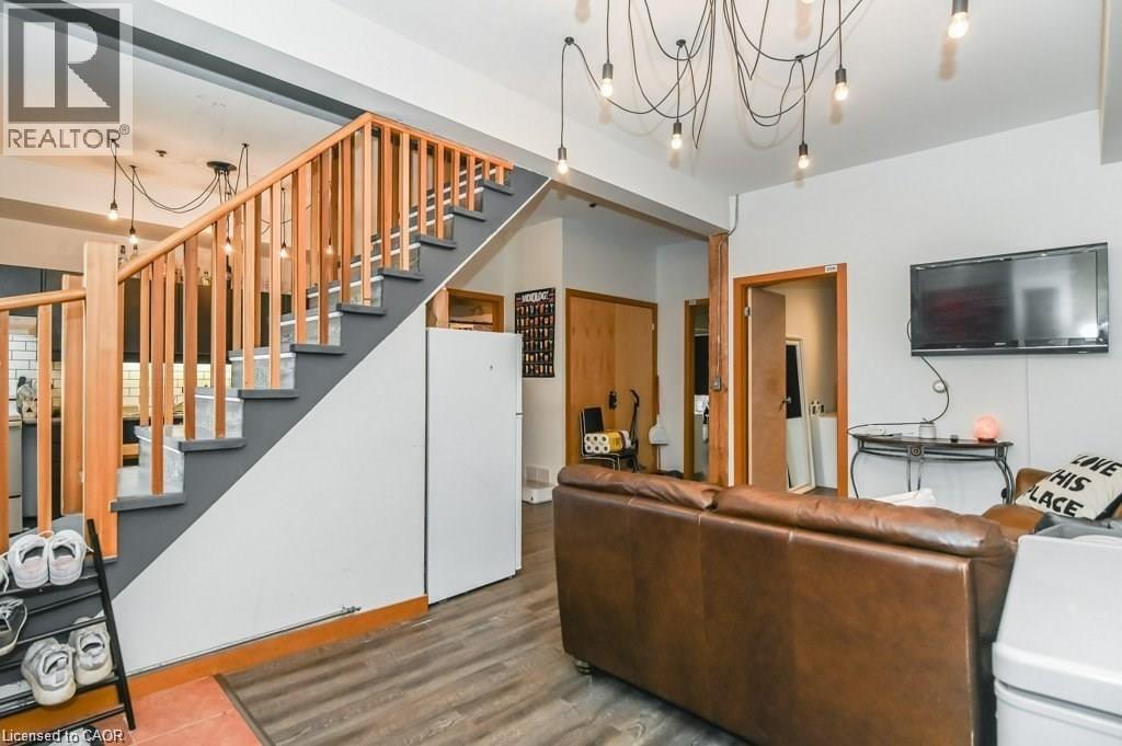 12 Bridgeport Road E Unit# 20, Waterloo, ON - Indoor Photo Showing Other Room