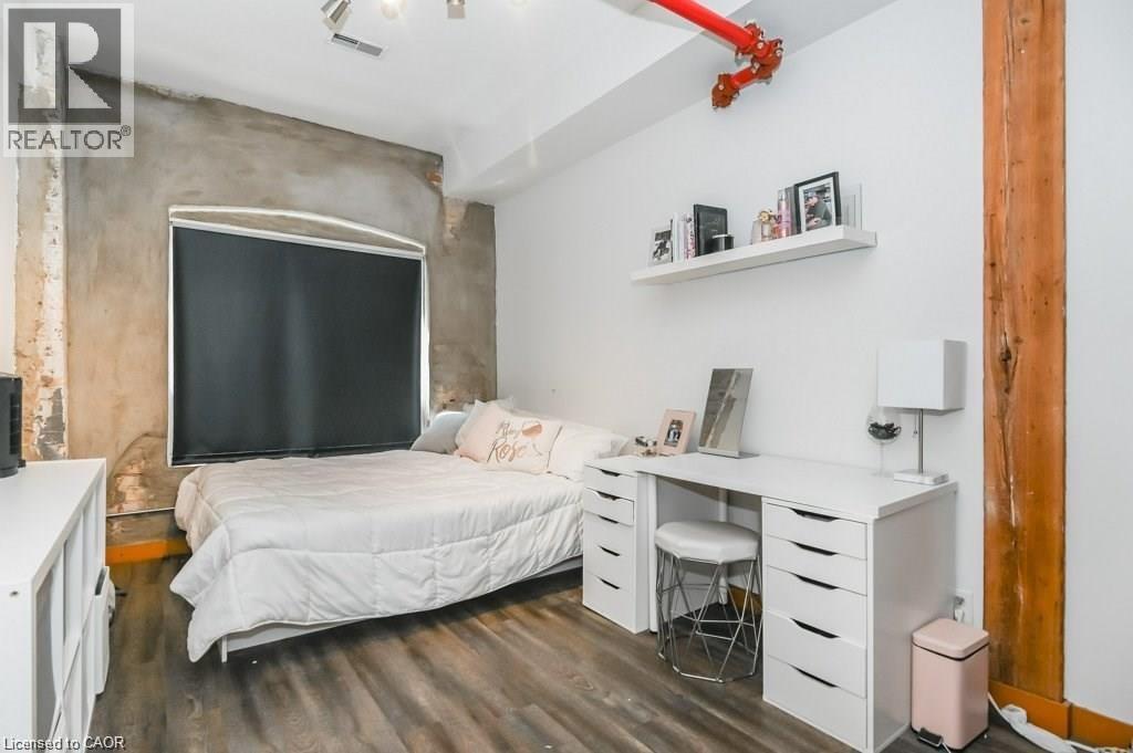 comes unfurnished - 12 Bridgeport Road E Unit# 20, Waterloo, ON - Indoor Photo Showing Bedroom