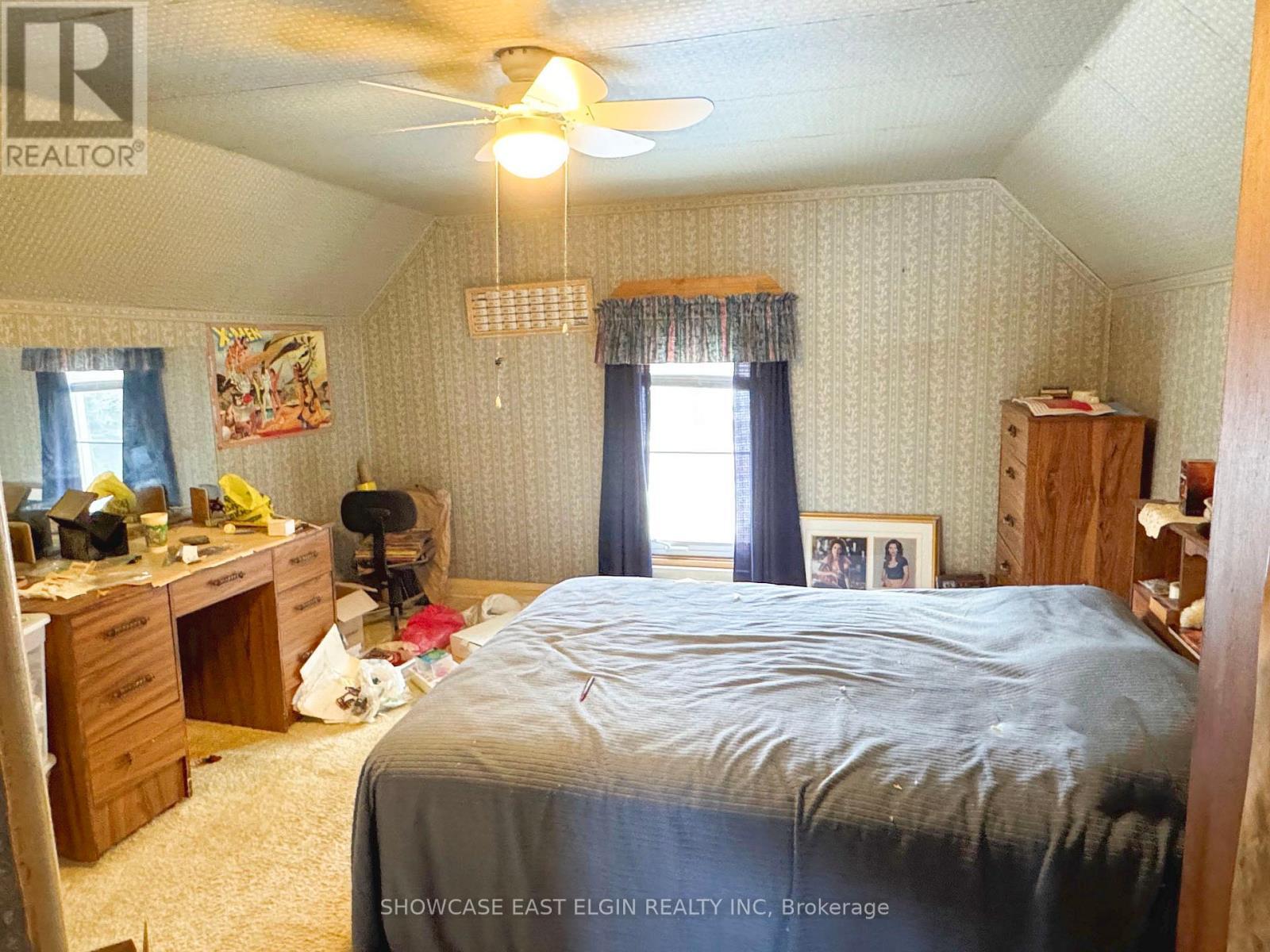 9106 Powers Road, Central Elgin, ON - Indoor Photo Showing Bedroom