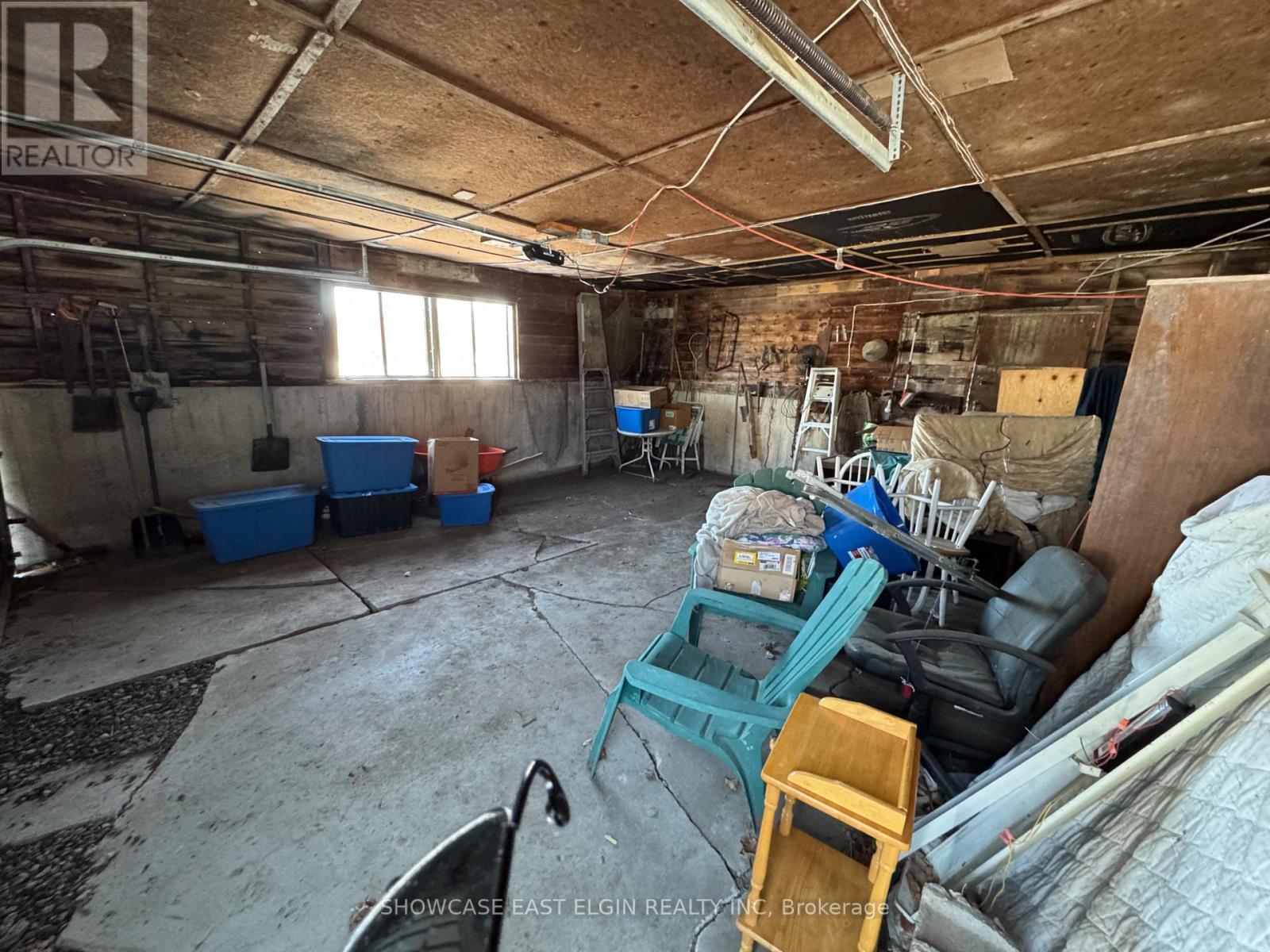 9106 Powers Road, Central Elgin, ON - Indoor Photo Showing Garage