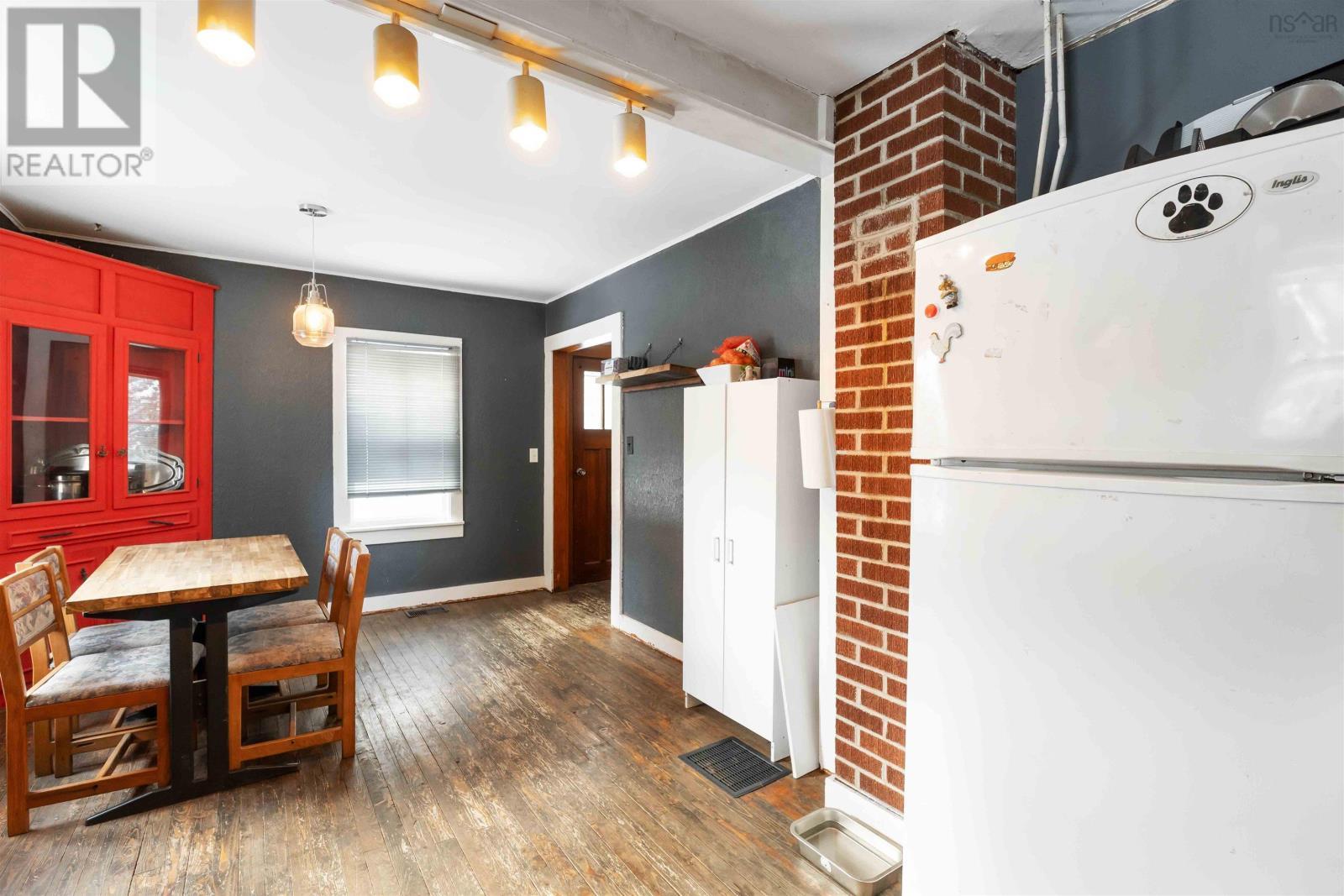 729 North Range Cross Road, North Range, NS - Indoor