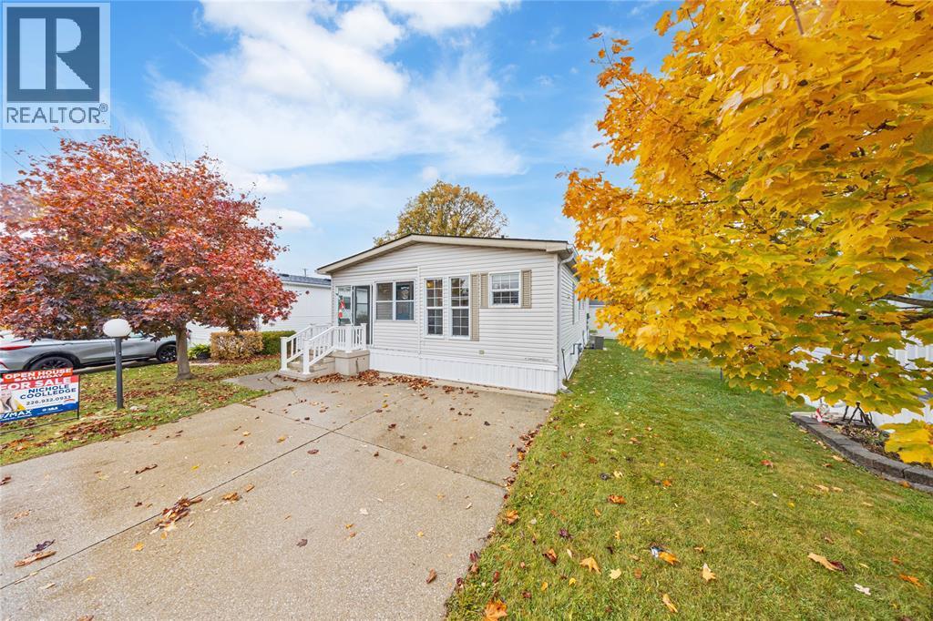 5700 Blackwell Sideroad Unit# 29, Sarnia, ON - Outdoor