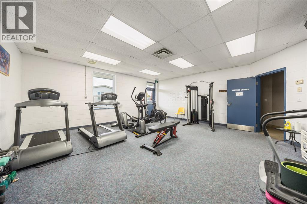 5700 Blackwell Sideroad Unit# 29, Sarnia, ON - Indoor Photo Showing Gym Room