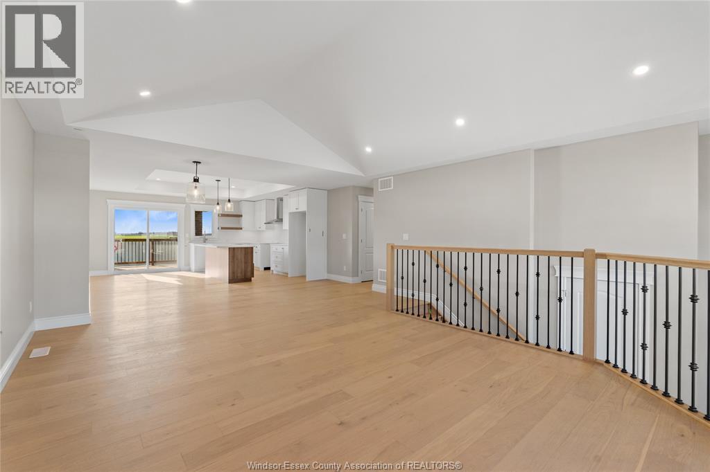 4418 Belmont, Comber, ON - Indoor Photo Showing Other Room