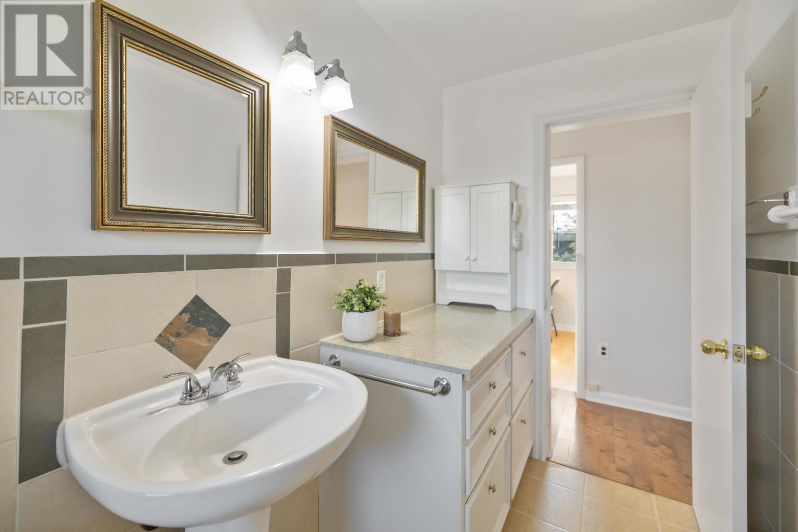 21 Westview Drive, Charlottetown, PE - Indoor Photo Showing Bathroom
