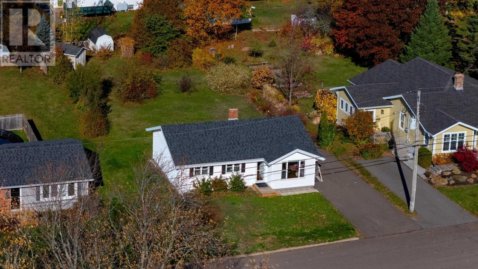 21 Westview Drive, Charlottetown, PE - Outdoor