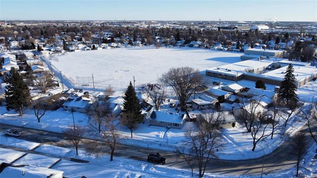 415 Kent Rd, Winnipeg, MB