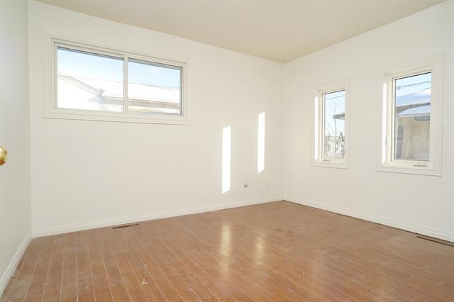 415 Kent Rd, Winnipeg, MB