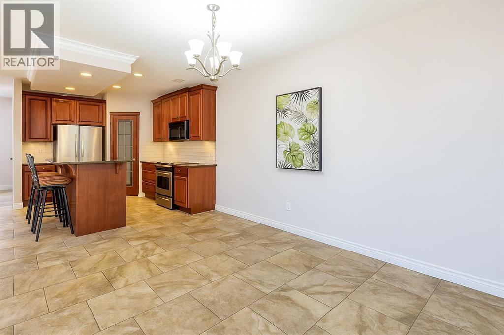 Dinning - 1421 40 Street Sw, Calgary, AB - Indoor Photo Showing Kitchen