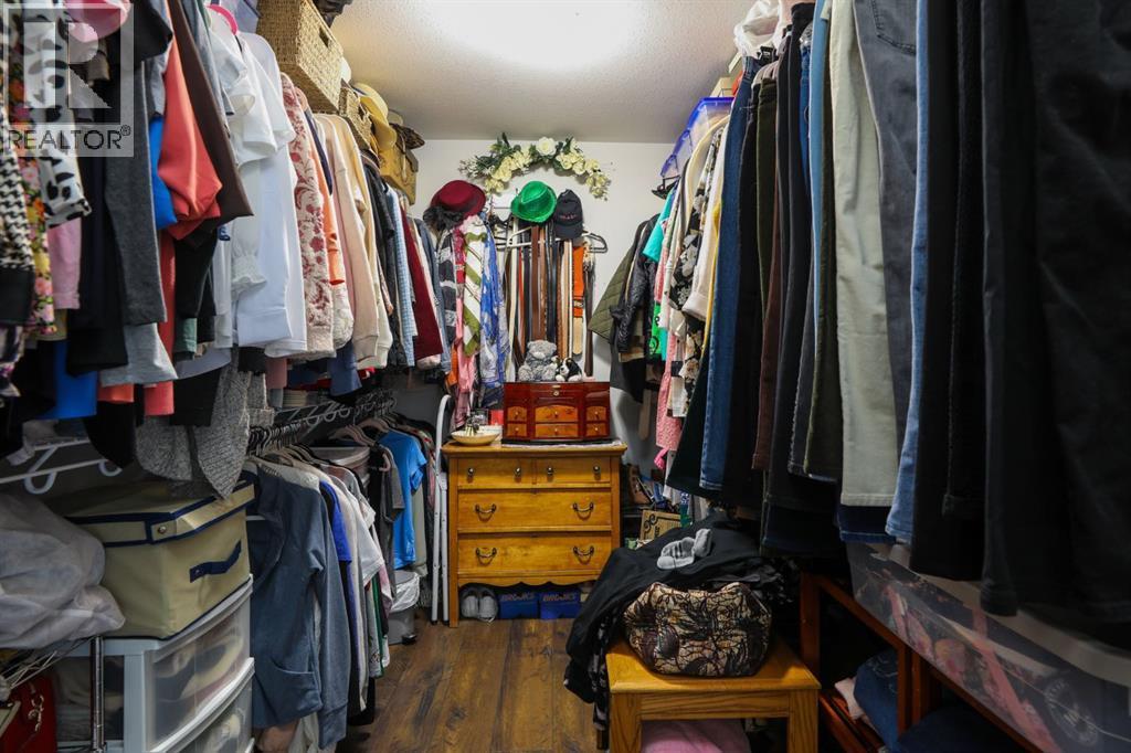 127 Westgate Drive, Coaldale, AB - Indoor With Storage