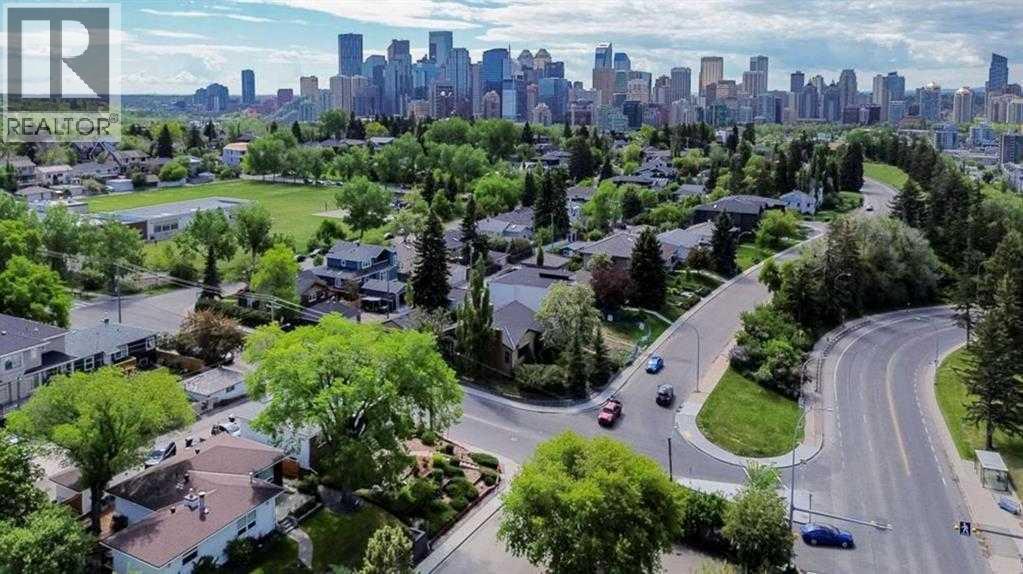 1402 Crescent Road Nw, Calgary, AB - Outdoor With View