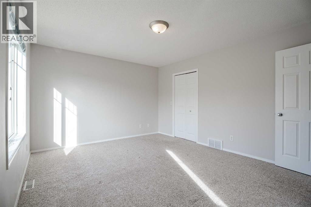 122 Panamount Drive Nw, Calgary, AB - Indoor Photo Showing Other Room
