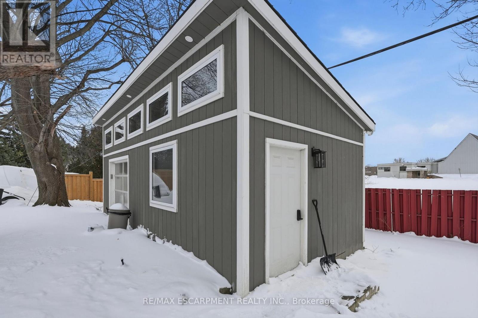 2036 Mountainside Drive, Burlington, ON - Outdoor With Exterior
