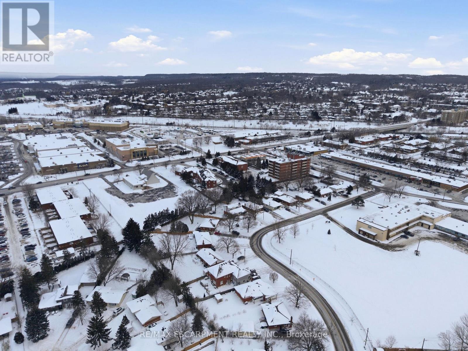 2036 Mountainside Drive, Burlington, ON - Outdoor With View