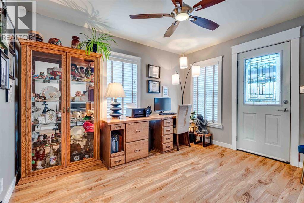 206 5 Avenue Se, Three Hills, AB - Indoor