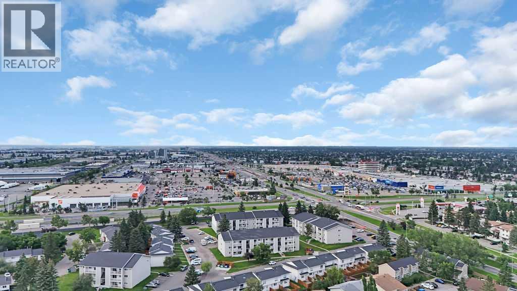 10 Radcliffe Crescent Se, Calgary, AB - Outdoor With View