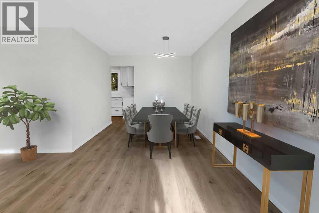 10 Radcliffe Crescent Se, Calgary, AB - Indoor Photo Showing Dining Room