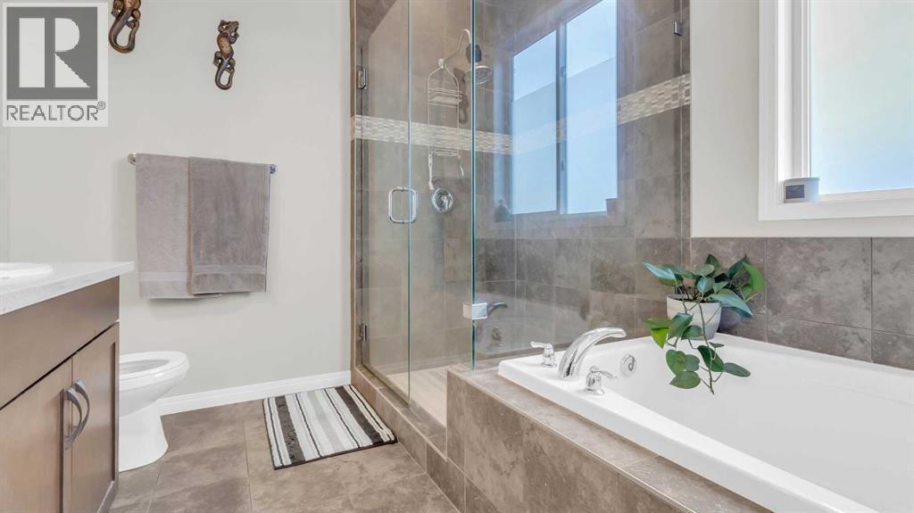 1120 Windhaven Close Sw, Airdrie, AB - Indoor Photo Showing Bathroom