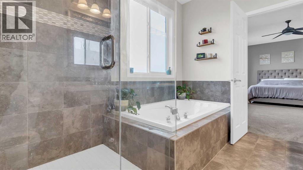 1120 Windhaven Close Sw, Airdrie, AB - Indoor Photo Showing Bathroom