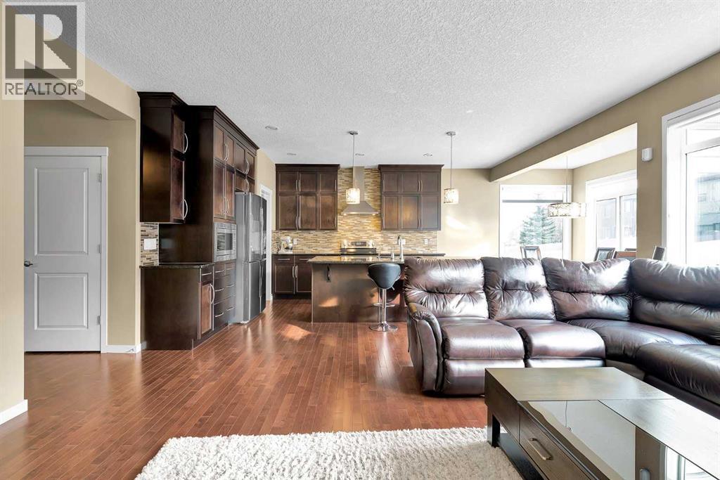 88 Nolanfield Crescent Nw, Calgary, AB - Indoor Photo Showing Living Room